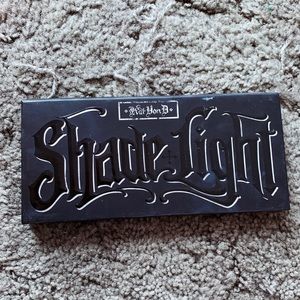 Kay Von D Shade and Light Powder Contour Kit